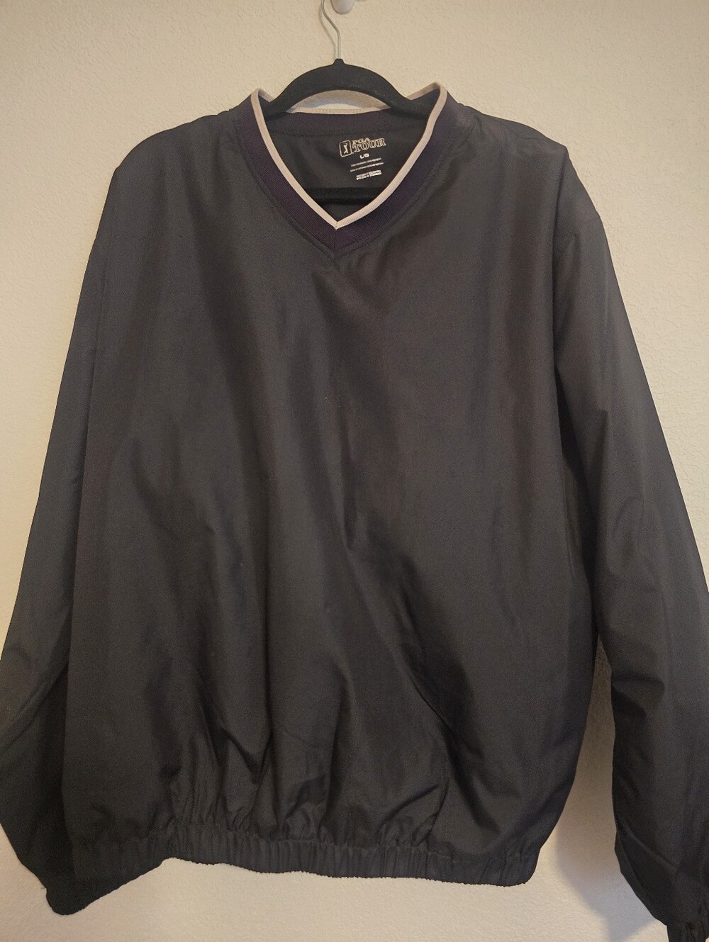PGA TOUR Men's Black V-neck Windbreaker Size L